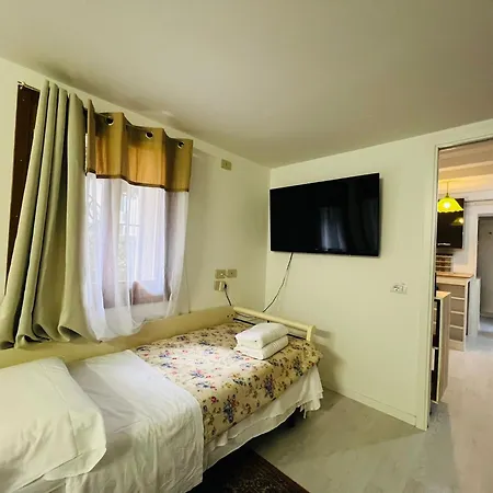 Antico Fiore Apartments-3